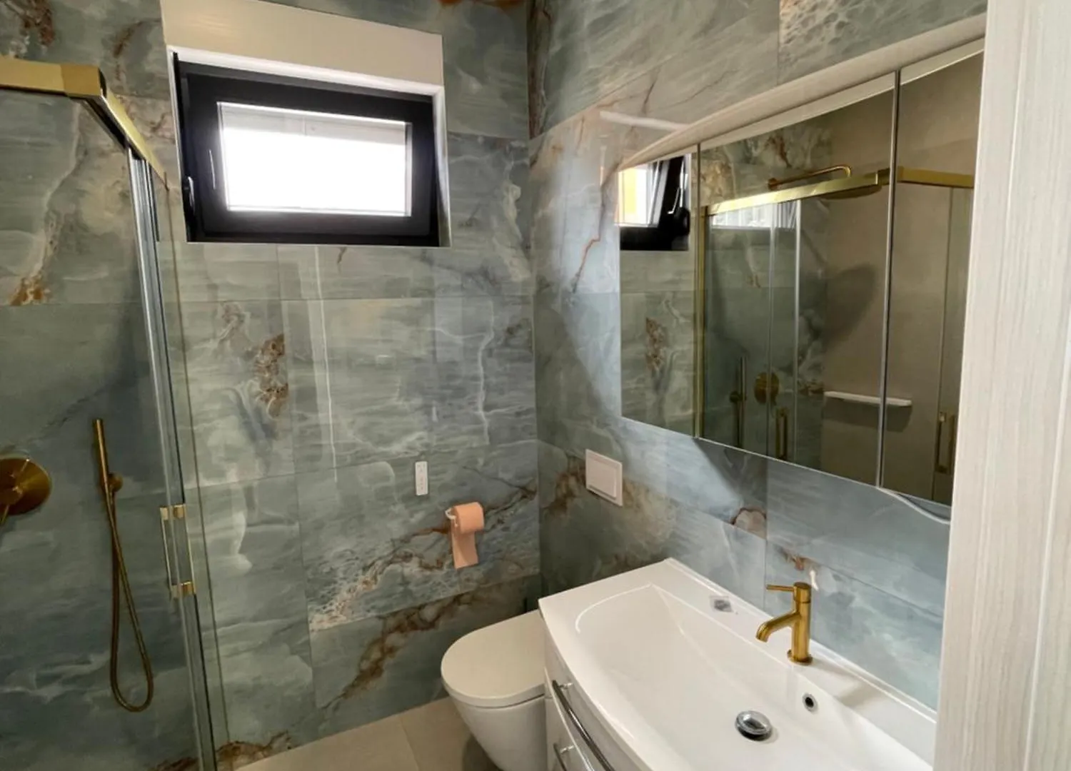 Beachfront Villa Leonardo With Pool Trogir 0*,